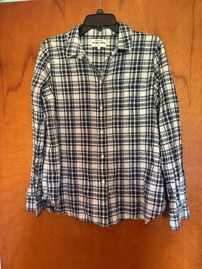 Madewell White and Navy Plaid Button-Up Shirt